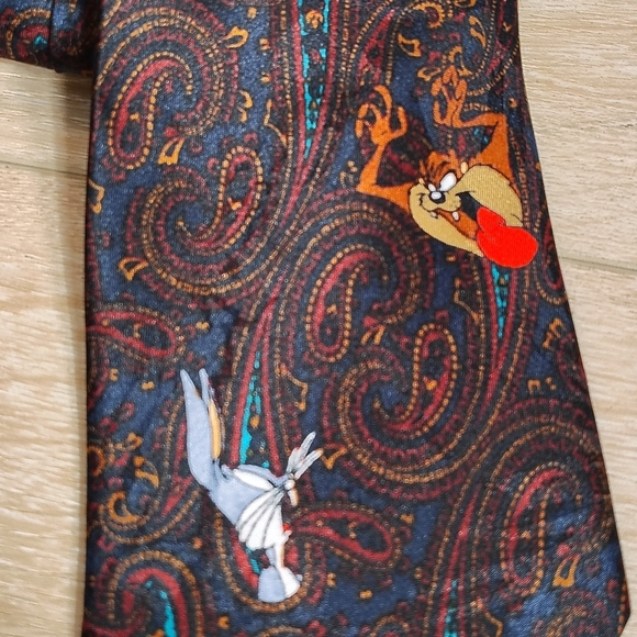 Vtg 1994 Looney Tunes Mania Bugs Taz Tweety Sylvester Marvin Paisley Pattern Tie - Picture 3 of 7